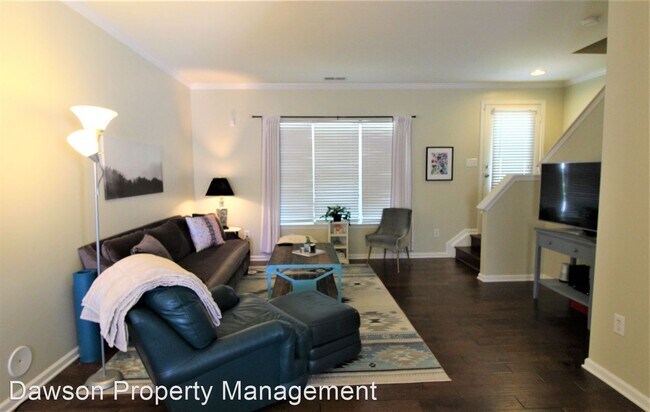 Foto del edificio - 3 br, 2.5 bath House - 450 W. Worthington Ave