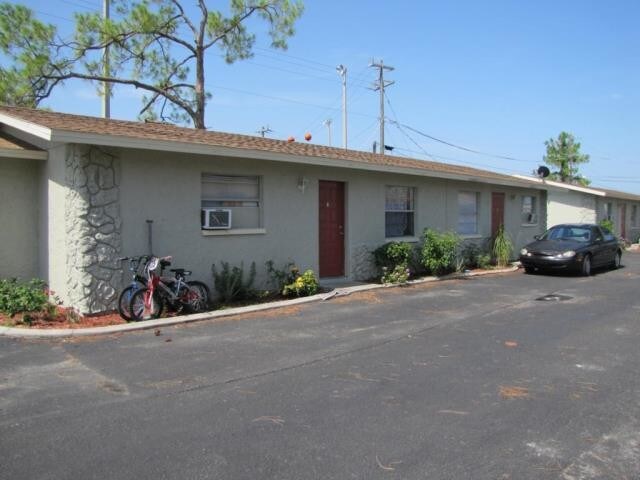 Primary Photo - 86 4th St