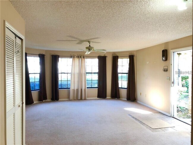 Building Photo - 2922 W Fox Squirrel Dr