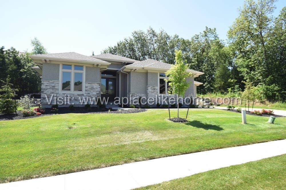 Foto principal - 6745 Longview Road Shawnee KS 66218