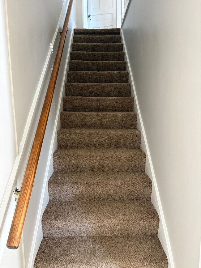 Foto del edificio - 574-576 E. Church St.