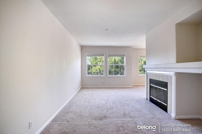 Foto del edificio - 4815 Swinford Ct