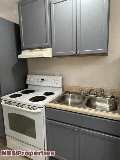 Foto del edificio - 867 N Gallaher View Rd