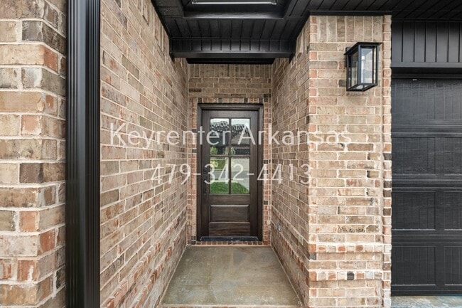 Building Photo - 7203 SW Basswood Ave