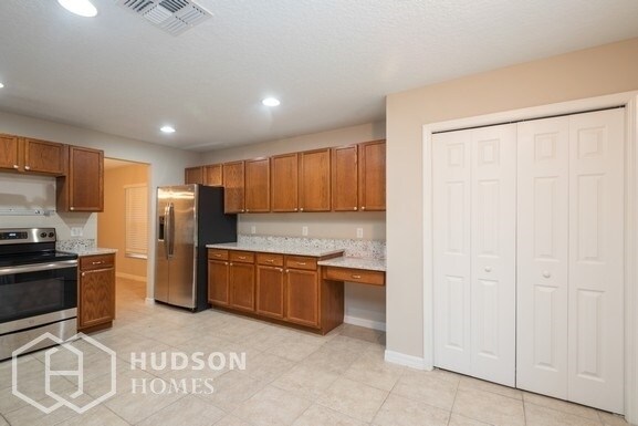 Building Photo - NOW AVAILABLE! - 2624 BULLION LOOP, SANFOR...