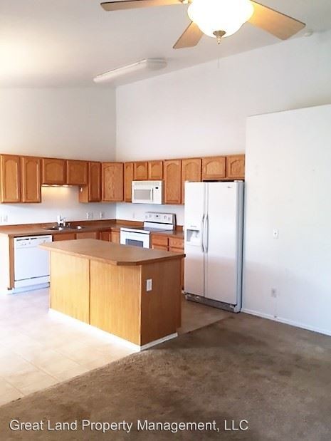 Foto del edificio - 3 br, 2 bath House - 17544 Silverwood Way #12