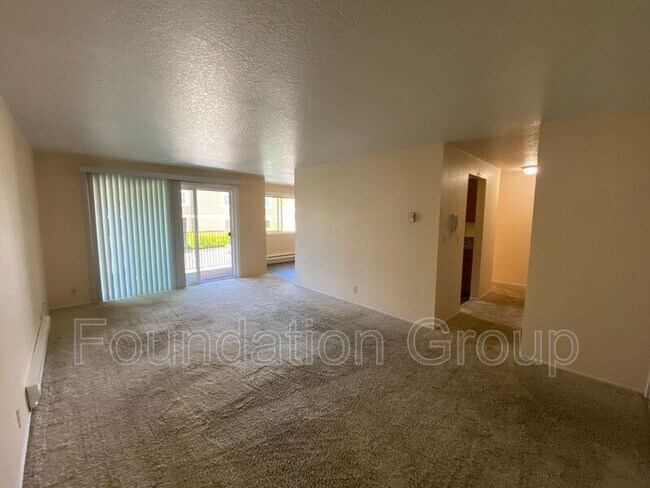 Foto del edificio - 938 N 100th St