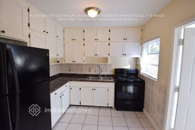 Foto del edificio - 1100 NE 166th St