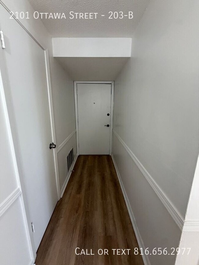 Foto del edificio - 2101 Ottawa St