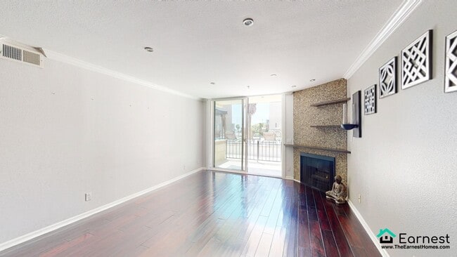 Foto del edificio - Spacious and Unique Ground-Floor 2BD/2BA U...