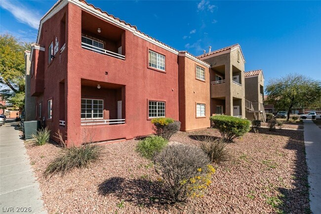 Foto del edificio - 4730 E Craig Rd