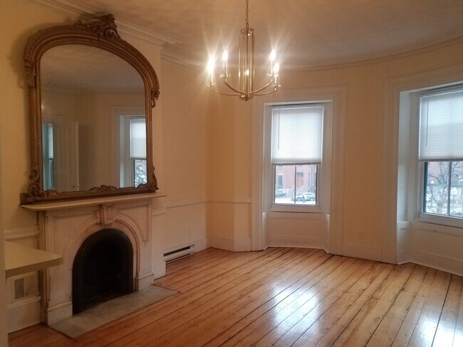 Foto del edificio - 553 Massachusetts Ave