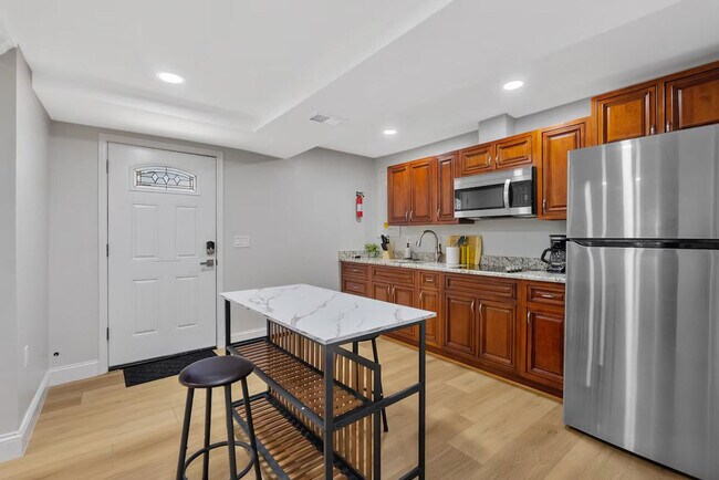 Foto del edificio - 3810 Nicholson St
