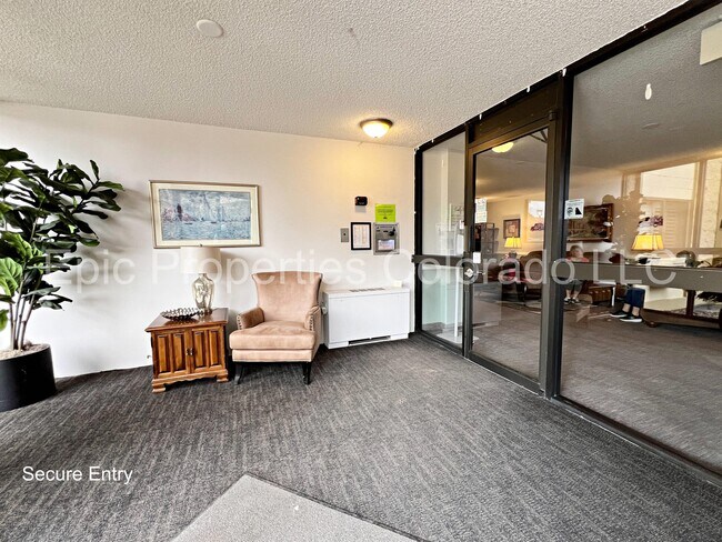 Foto del edificio - 14050 E Linvale Pl