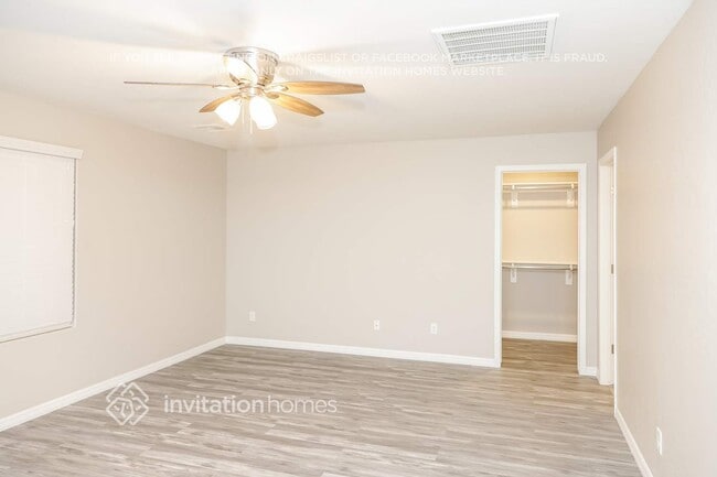 Building Photo - 5130 Clatsop St