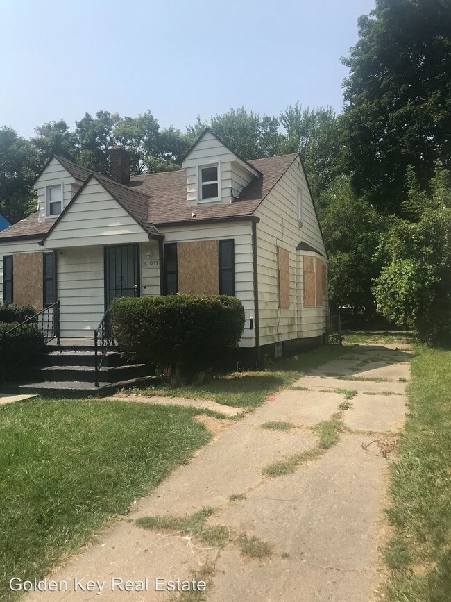Building Photo - 3 br, 1 bath House - 12037 Auburn St