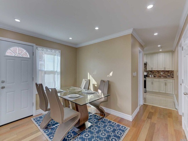 Foto del edificio - 18 Marvin Ave