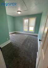 Building Photo - 639 Niagara St
