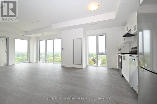 Building Photo - 705 Davis Dr