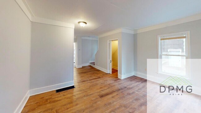 Photo - 306 E Hillsdale Street Apartment