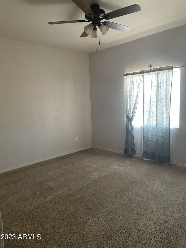 Building Photo - 1510 E 20th St