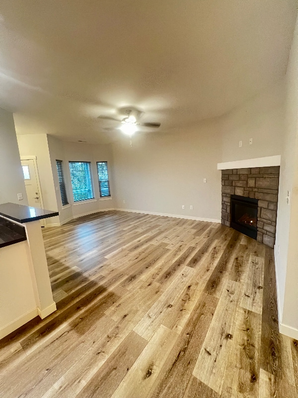 Building Photo - 531 Sunset Ave NE