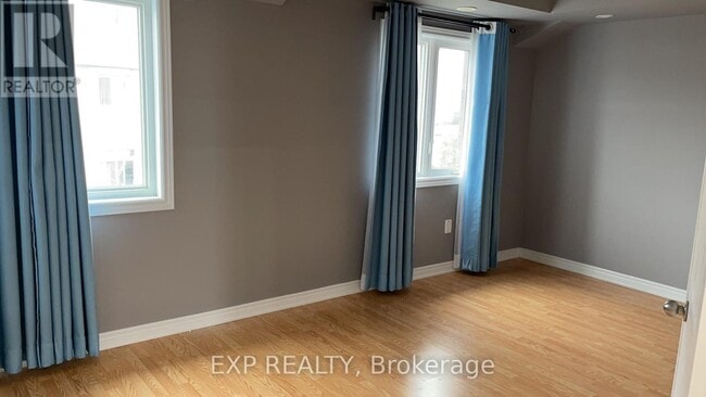 Building Photo - 38 Comely Way