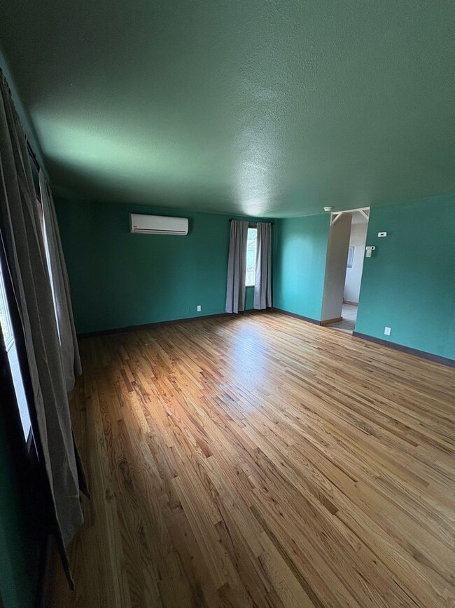 Building Photo - Cute 2 bed 1 bath ho e for rent in Ephrata