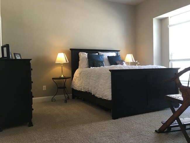 Dormitorio del primer piso - 1612 Carpenter Dr