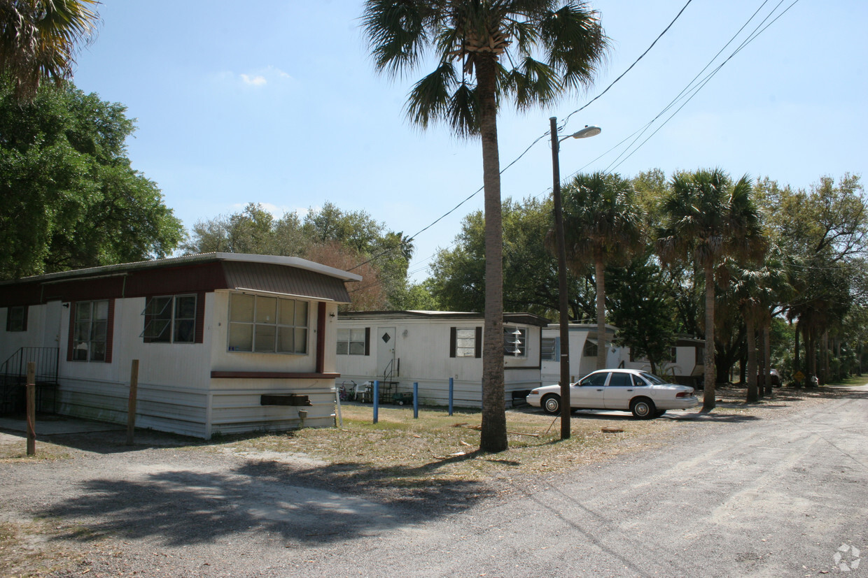 Building Photo - Fairfax Mobile Home Park