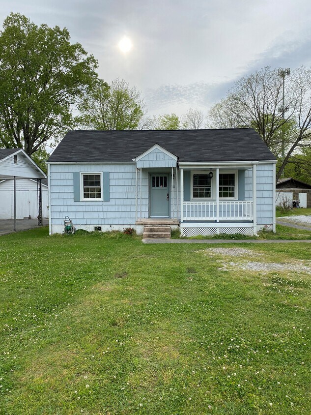 48 Vero Beach Ave, Rossville, GA 30741 House Rental in Rossville, GA