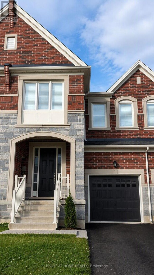 Building Photo - 7 Little Britain Cres