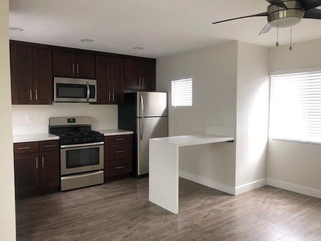 Foto del edificio - 4387 51st St