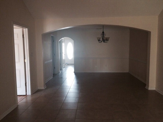 Building Photo - 321 Vanderbilt Dr