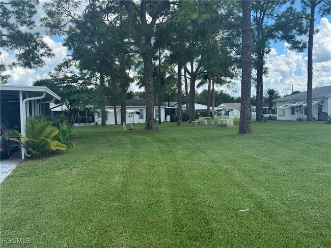 Building Photo - 1 Aztec Lily Ln