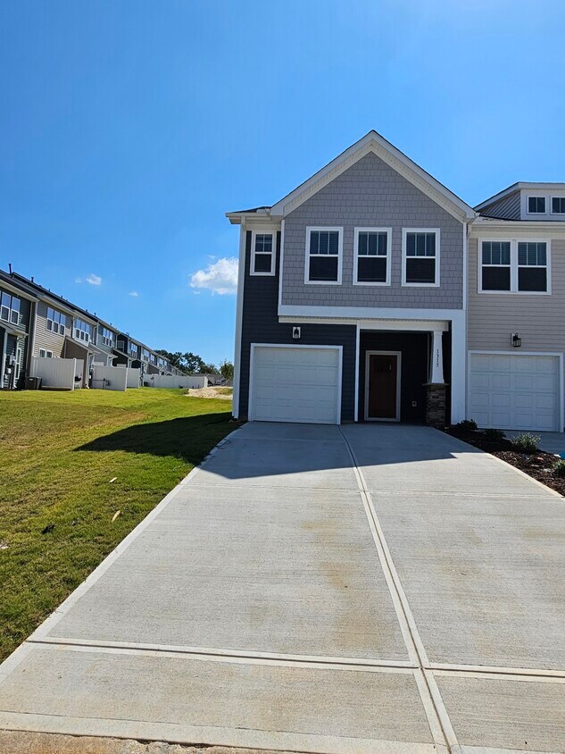 Foto principal - 1315 Maplesmith Wy