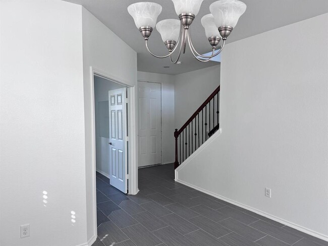 Foto del edificio - 829 Bethel Way