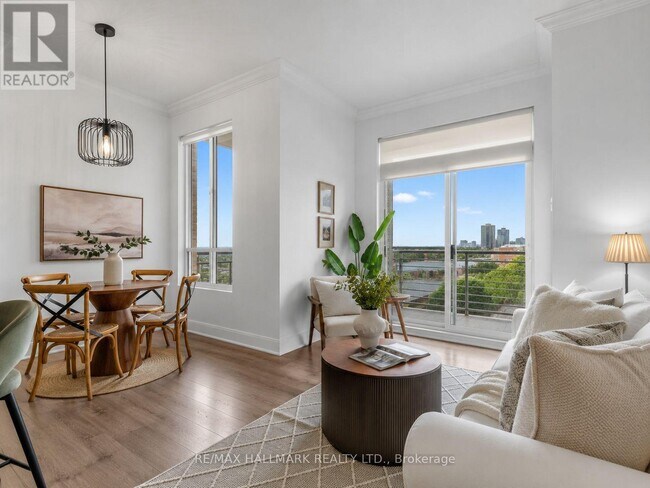 Photo du bâtiment - 777 Steeles Ave W
