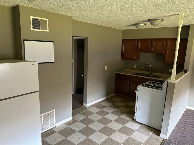 Foto del edificio - 217 N Hamilton St