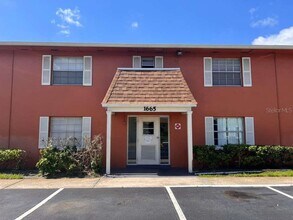 Building Photo - 1665 W Oak Ridge Rd