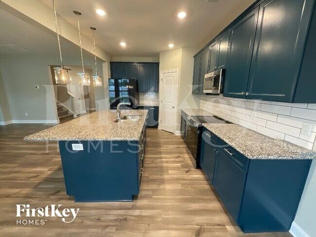 Foto del edificio - 5595 Siler St