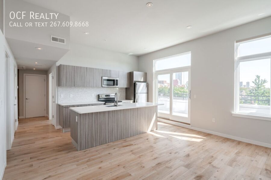 Foto principal - 412 S 13th St