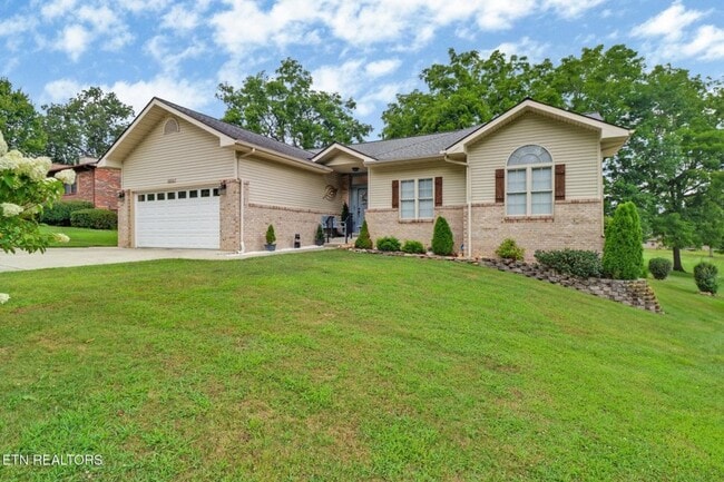 Building Photo - 3016 Seminole Loop