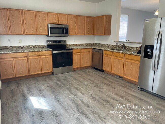 Foto del edificio - 7872 Sandy Springs Point