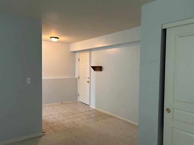 Building Photo - 506 Conservatory Ln