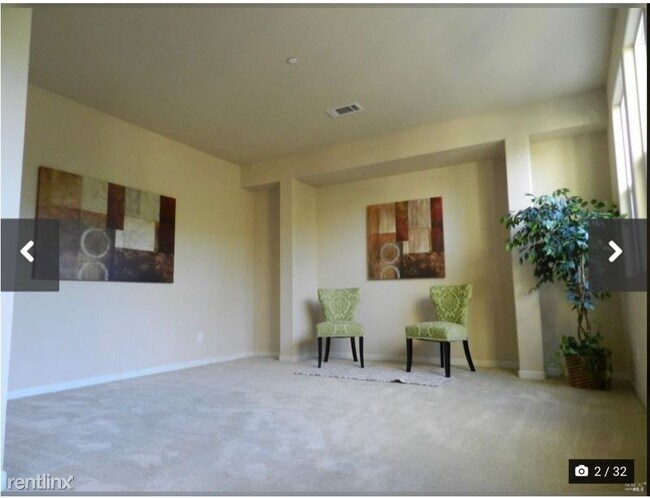 Building Photo - 4 br, 2.5 bath House - 307 Coulter Way