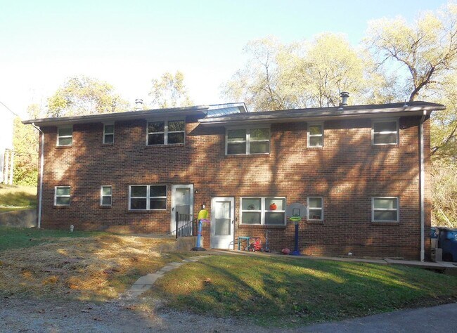 Foto del edificio - 1417 St Clair Ave