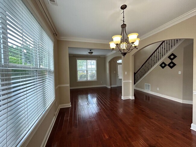 Foto del edificio - 241 Turnbridge Cir