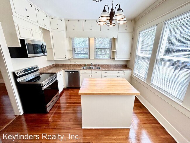 Building Photo - 2 br, 2 bath House - 4165 Claycut Rd.