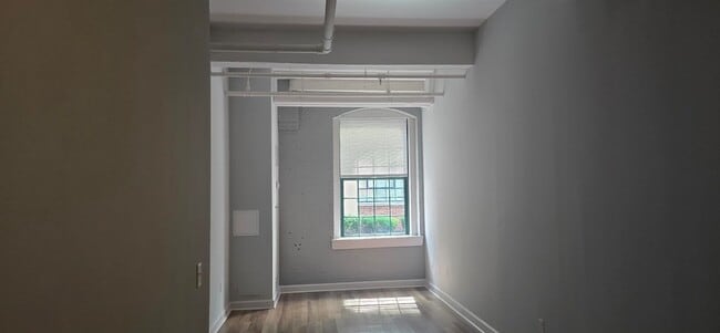 Foto del edificio - 160 Lafayette St